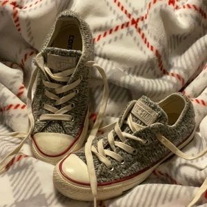 Converse All-Star sweater knit Chuck Taylor’s.Size US 5.